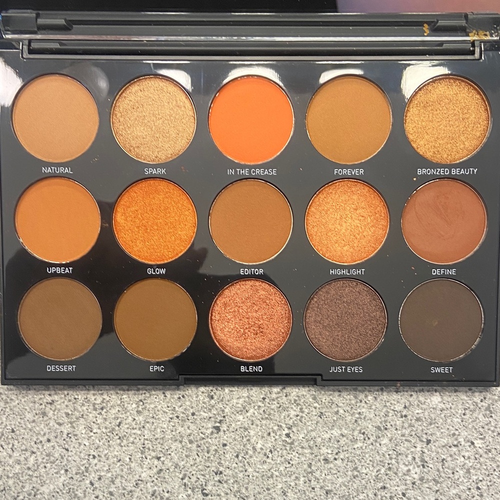 Morphe Radiant Sunset Eyeshadow Palette